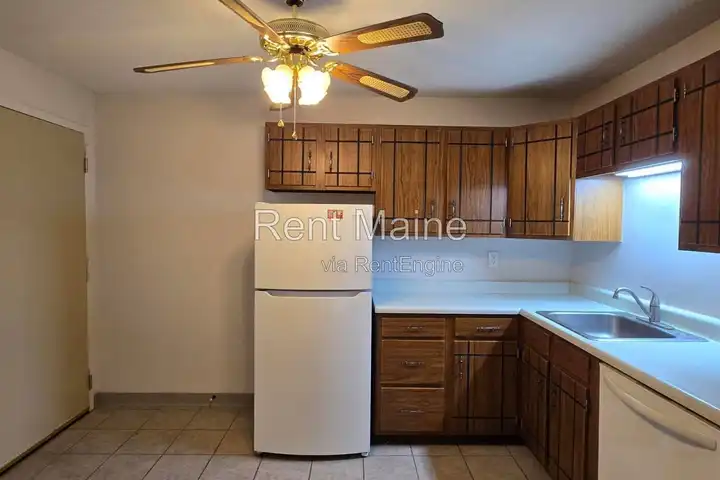 10 Tall Pines Dr unit 24 - Lewiston, ME | Rent.