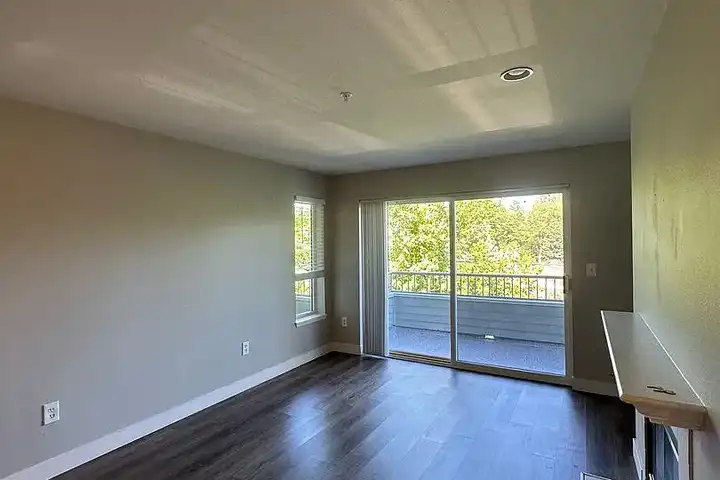 Interlake Apartments - 9527 Interlake Ave N - Seattle, WA | Rent.