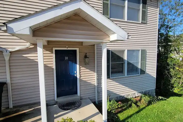 10 Riddle Ct - Morgantown, WV | Rent.