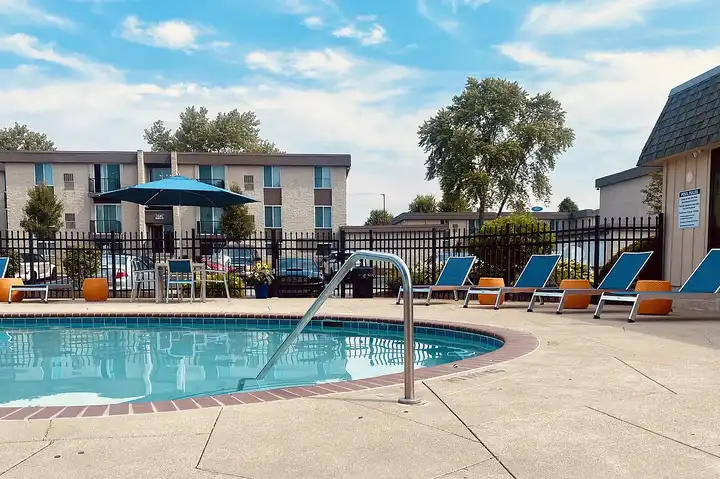 Village on South Carpenter - 1474 S Carpenter Rd - Brunswick, OH | Rent.