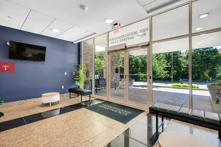 Middlebrooke Apartments - 5015 Battery Ln - Bethesda, MD | Rent.
