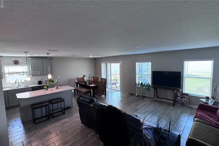 5137 Tanzanite Dr - Mount Dora, FL | Rent.