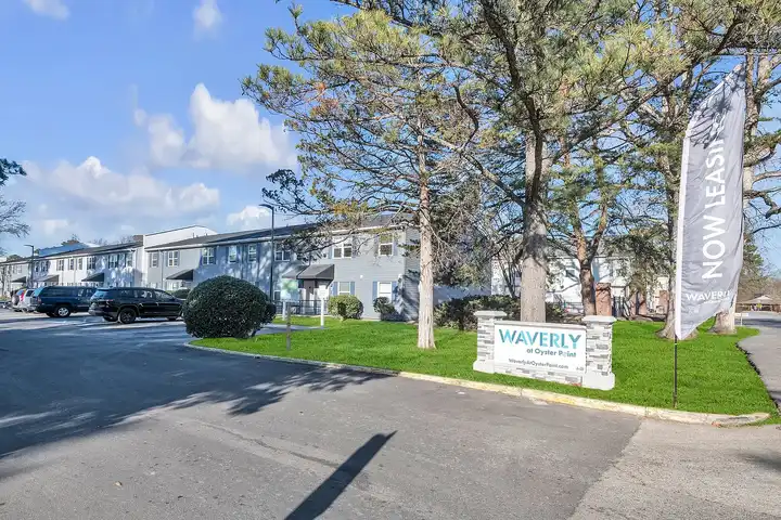 Waverly At Oyster Point
