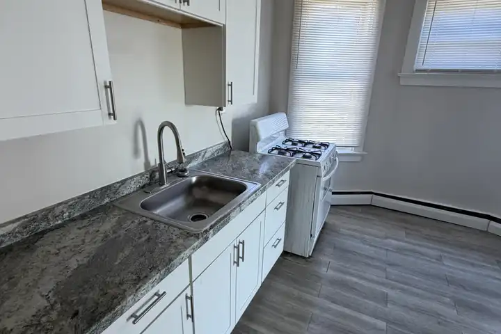 2072 Elm Ave unit 3 - Cincinnati, OH | Rent.