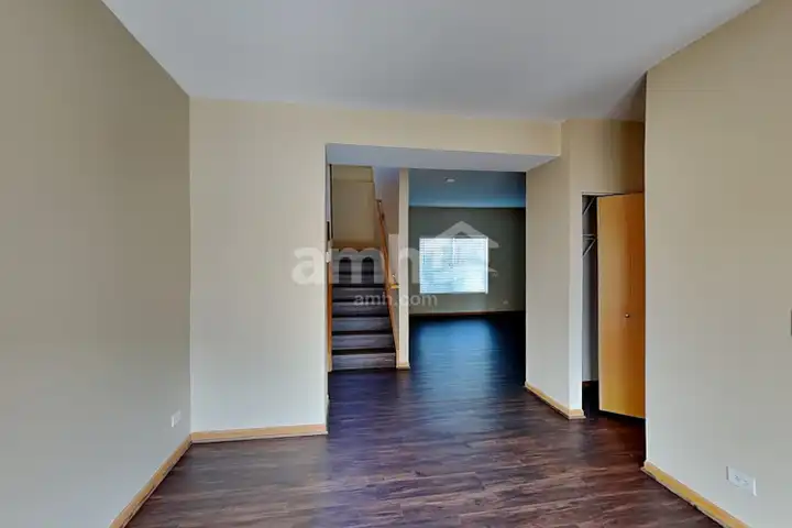 108 Enclave Cir unit B - Bolingbrook, IL | Rent.