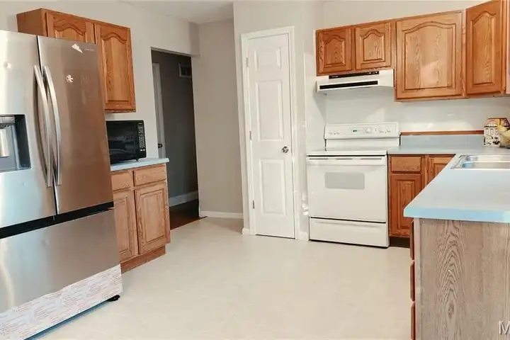 1235 Greenmar Dr - Fenton, MO | Rent.