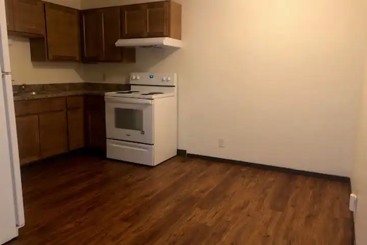 520 Mill Ave unit 520 Mill Avenue #201 - Union Grove, WI | Rent.