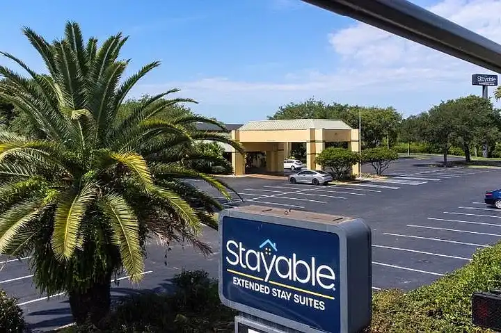 Stayable Jacksonville West - 910 Suemac Rd - Jacksonville, FL | Rent.
