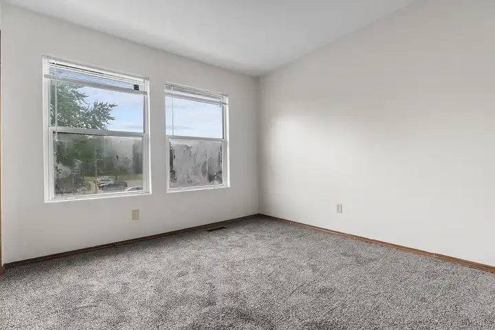 Northgate Apartments - 652 Northgate Cir - Rochester, IN | Rent.