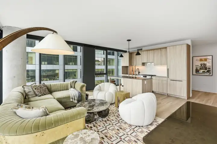 239 N Ada St - Chicago, IL | Rent.