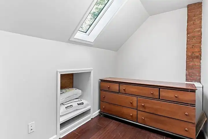 12404 Larchmere Blvd - Cleveland, OH | Rent.