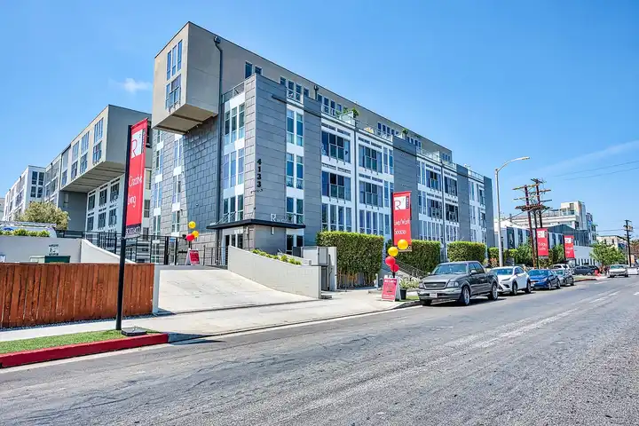 R2 by CLG - 4133 Redwood Ave - Los Angeles, CA | Rent.