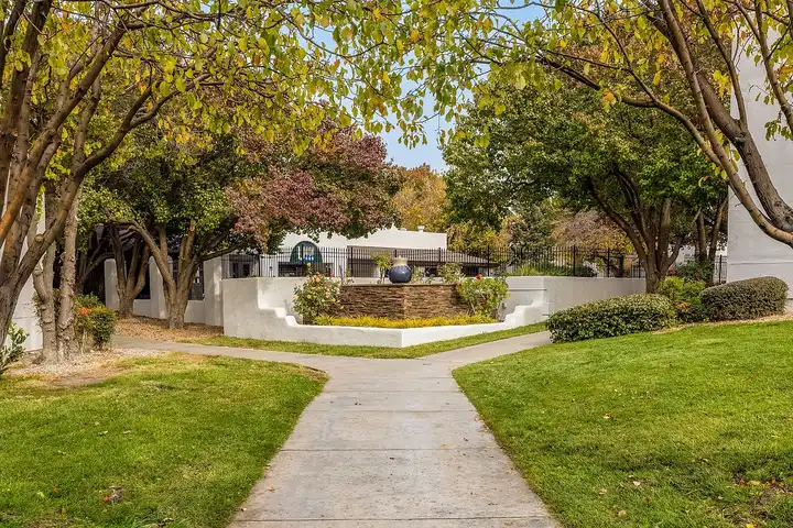 Union 505 - 801 Locust Pl NE - Albuquerque, NM | Rent.