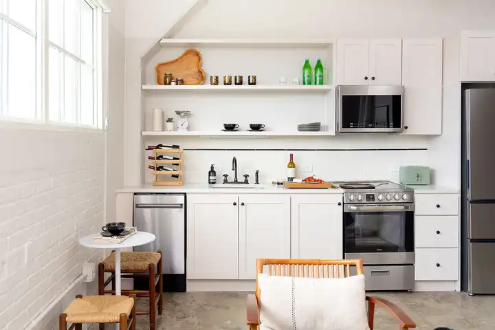 Storehouse Nine - 2154 Noisette Blvd - North Charleston, SC | Rent.