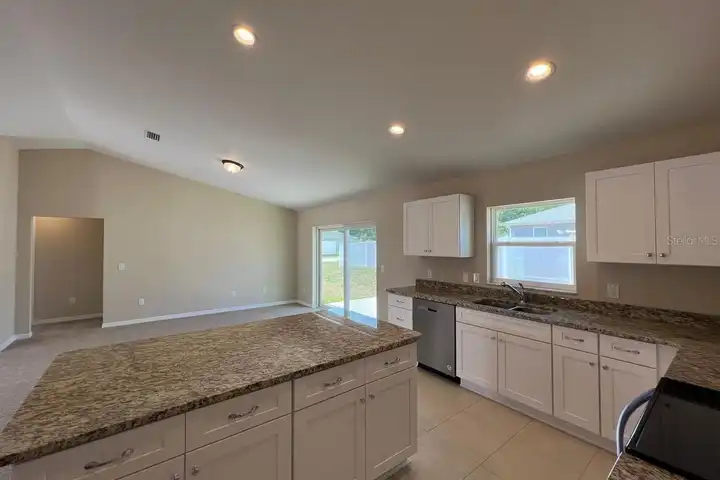 1685 NE 161st St - Citra, FL | Rent.