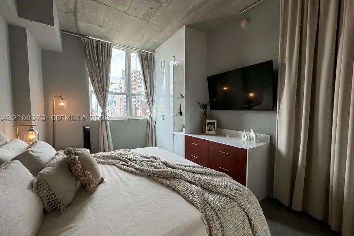 133 NE 2nd Ave unit 713 - Miami, FL | Rent.