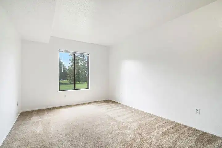 Apple Ridge Apartments - 306 Manzana Ct NW - Walker, MI | Rent.