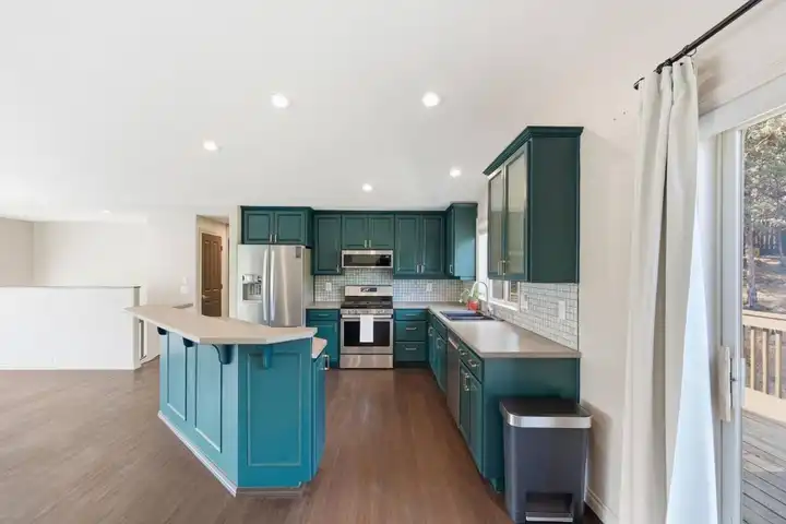 3037 NE Purcell Blvd - Bend, OR | Rent.