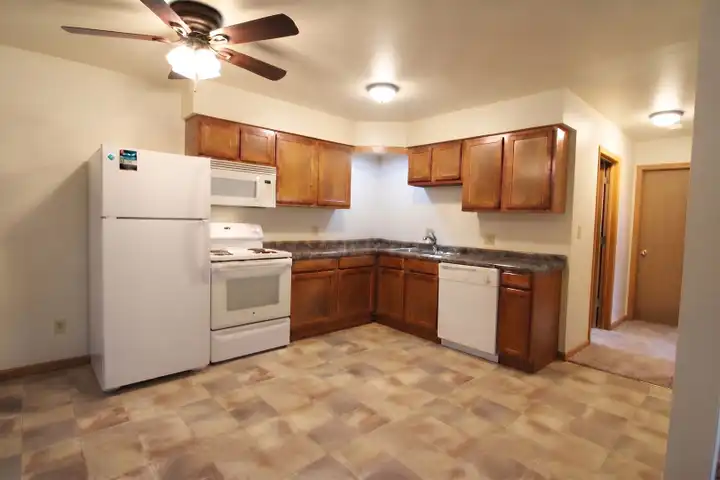 1122 S Wells St - Lake Geneva, WI | Rent.