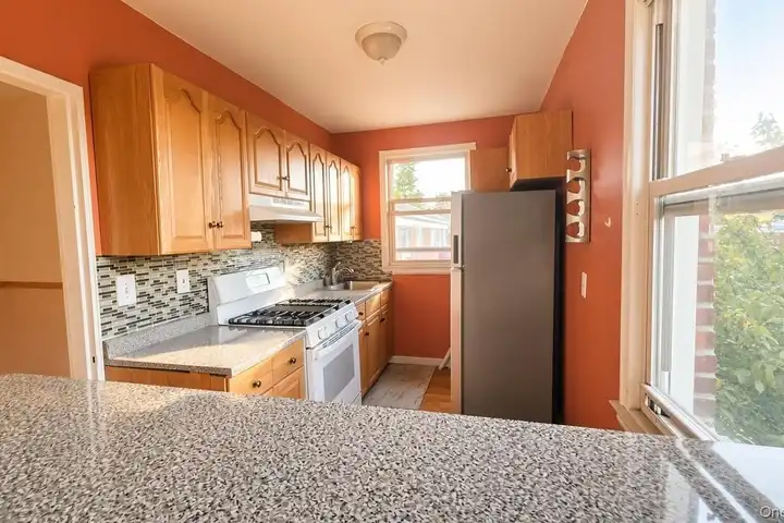 8 Wainwright Ave #2A - Yonkers, NY | Rent.