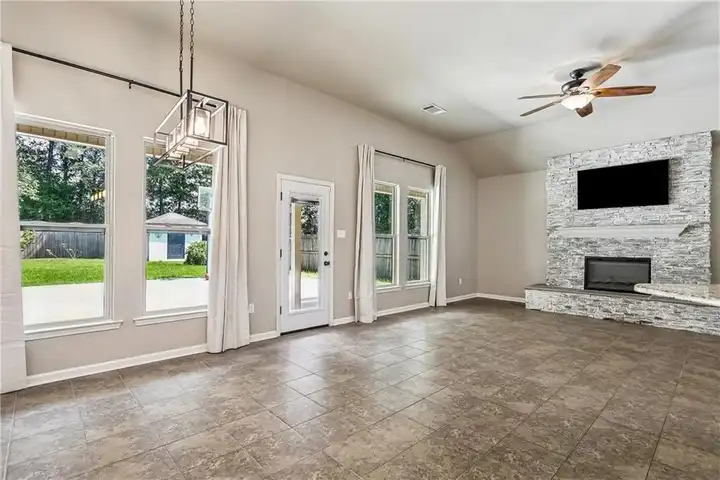 116 Meadow Spring Pl - Covington, LA | Rent.