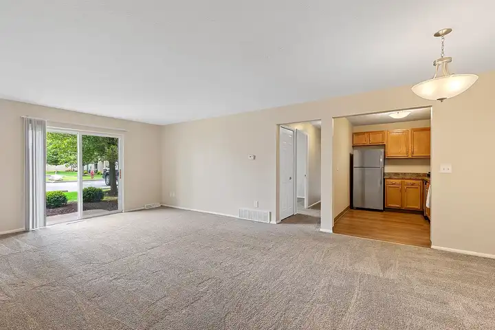 Village on South Carpenter - 1474 S Carpenter Rd - Brunswick, OH | Rent.