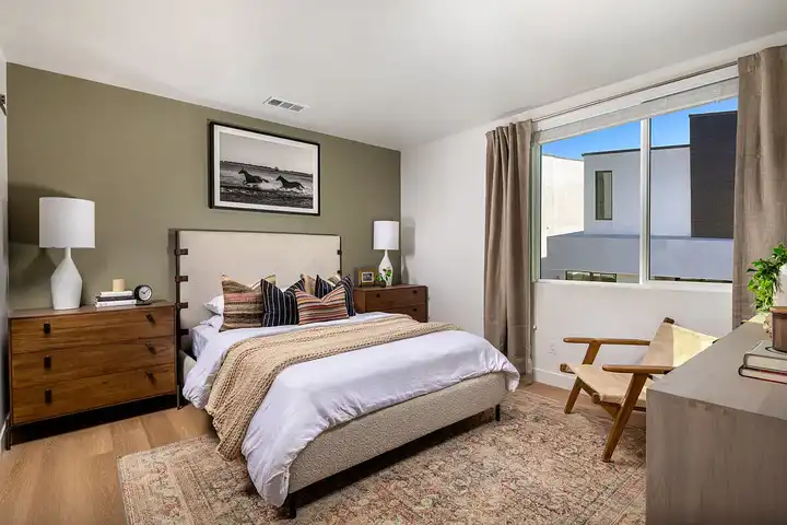 Mason - 2451 Mason Dr - San Diego, CA | Rent.