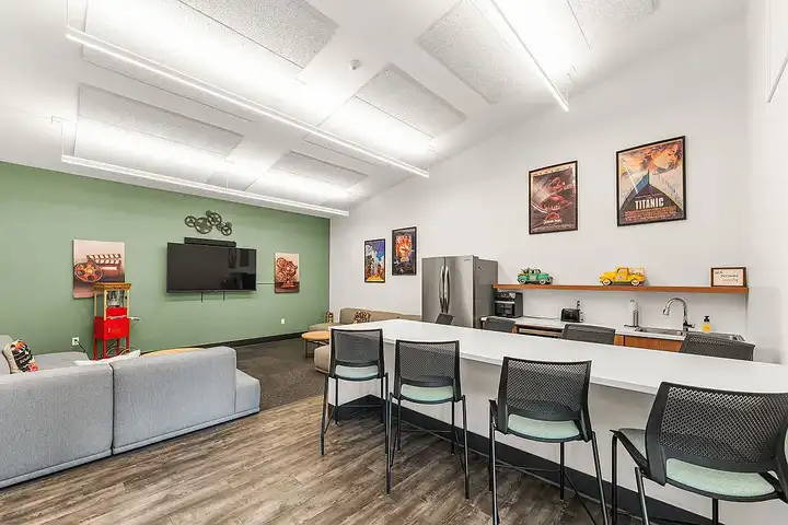 Lofts at Fox Ridge - 200 N Foxridge Dr - Raymore, MO | Rent.