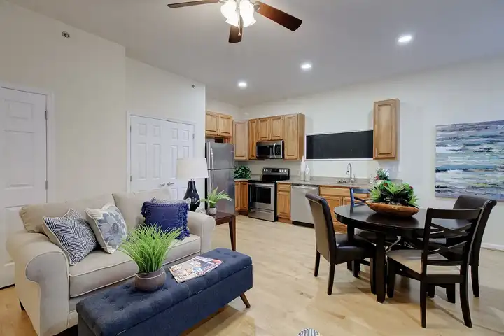 Garland Rodes Apartments - 2244 Rivermont Ave - Lynchburg, VA | Rent.