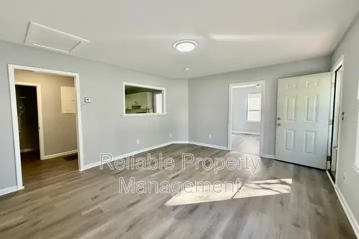 517 S Fuquay Ave - Fuquay Varina, NC | Rent.