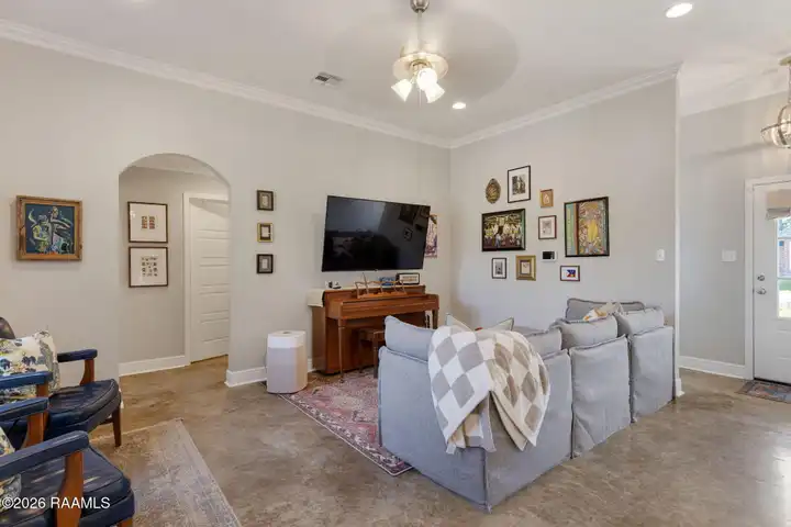 327 Stoneridge Dr - Duson, LA | Rent.