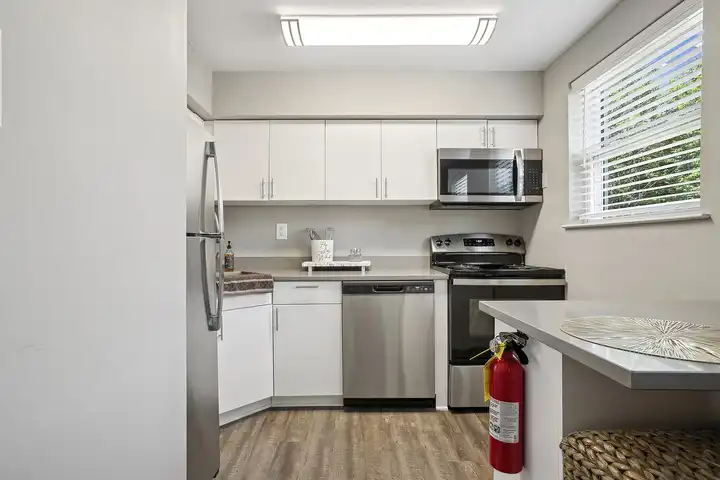 Village at Fox Point - 1436 Kynlyn Dr - Wilmington, DE | Rent.