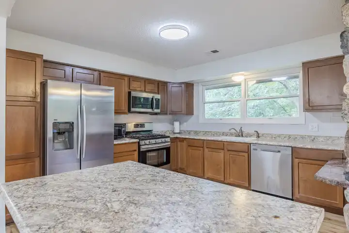 1212 44 1/2 Ave NE - Columbia Heights, MN | Rent.
