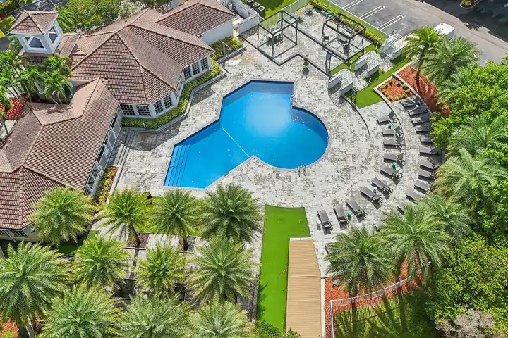 Windsor Castle Townhome Community - 3400 Coral Springs Dr - Coral