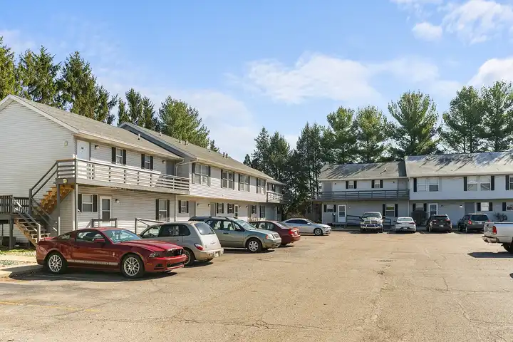 Northgate Apartments - 652 Northgate Cir - Rochester, IN | Rent.