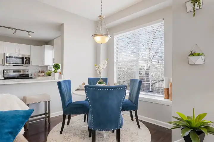 The Bluffs at Highlands Ranch - 600 W County Line Rd - Highlands Ranch ...