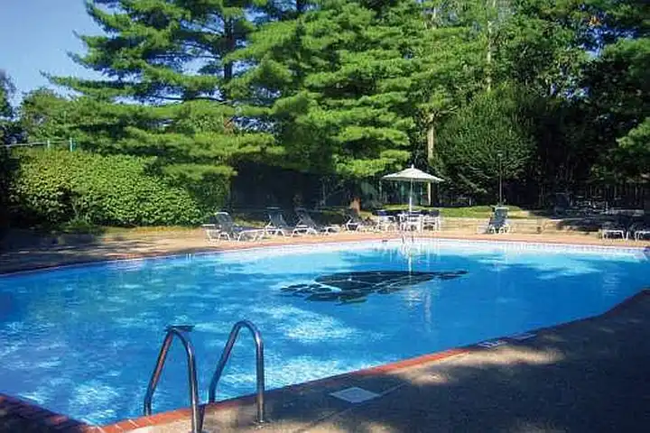 Village of Coldstream - 998 Meadowland Dr - Cincinnati, OH | Rent.