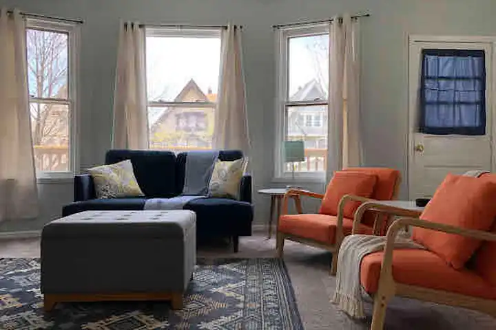 737 S 32nd St - Milwaukee, WI | Rent.