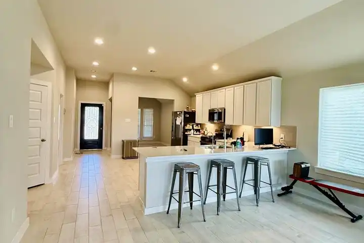 1963 Scarlet Yaupon Wy - Conroe, TX | Rent.