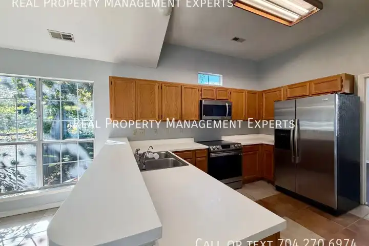 2116 Tralee Pl - Charlotte, NC | Rent.