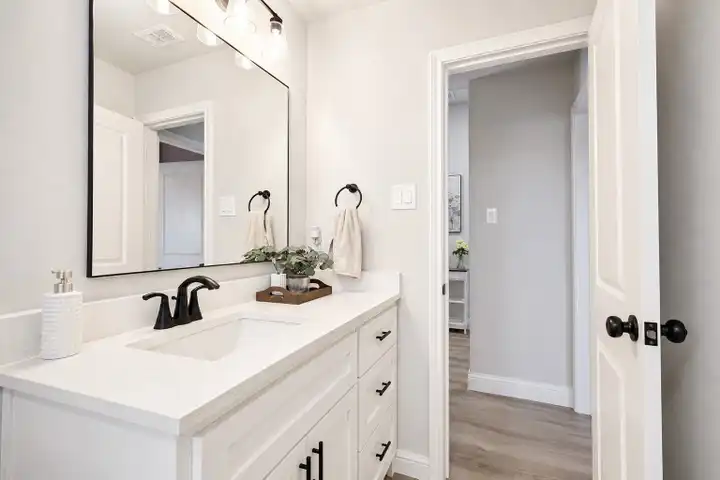1420 Marshall St - Greenville, TX | Rent.