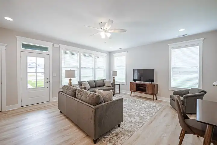 The Flats at Keystone - 4808 Old Tyme Ct - Evansville, IN | Rent.
