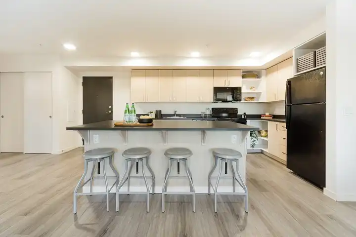 Parsonage - 4138 Brooklyn Ave NE - Seattle, WA | Rent.