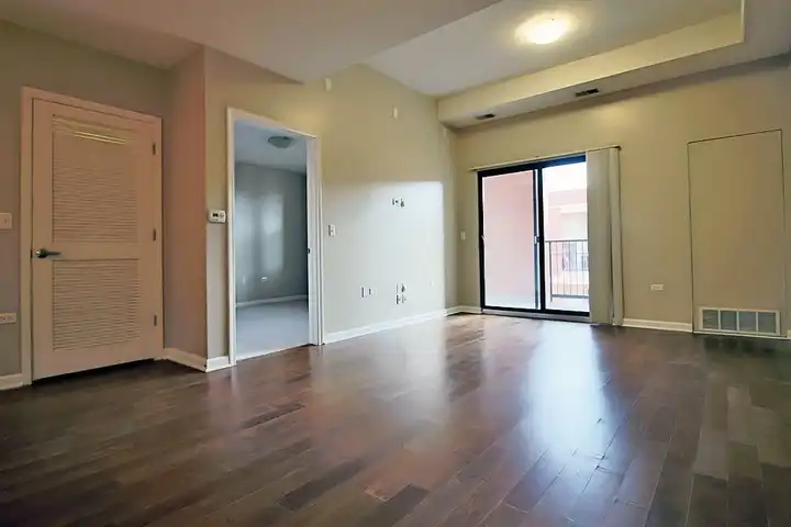 1927 S Wabash Ave unit 518 - Chicago, IL | Rent.
