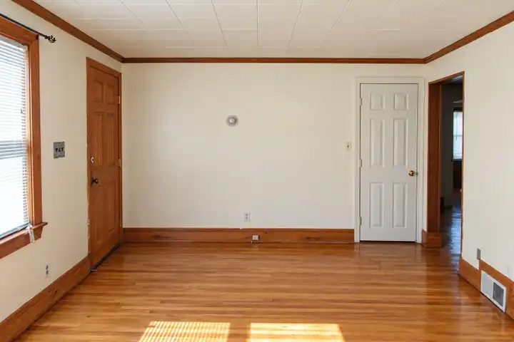 108 Garfield Ave unit 1 - Boston, MA | Rent.
