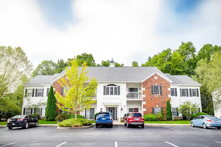 Forest Ridge - 790 S Basswood Dr - Bloomington, IN | Rent.