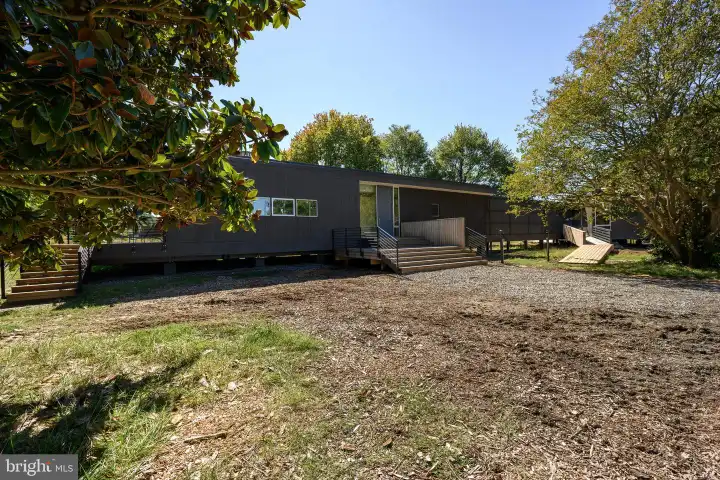 24084 Deep Neck Rd unit CREEK HOUSE - Royal Oak, MD | Rent.