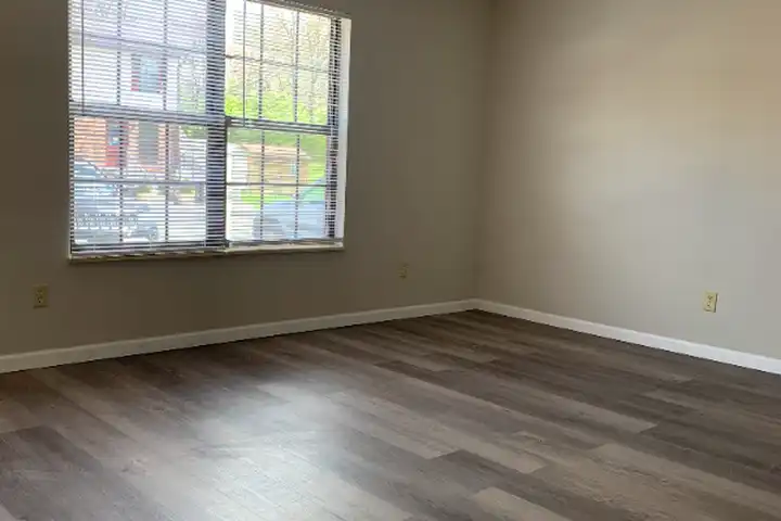 726 Ohio Pike unit A - Cincinnati, OH | Rent.