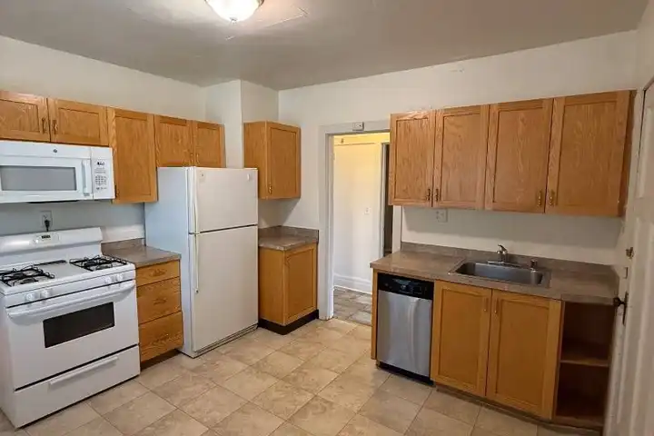 1233 Mound St unit 2 - Madison, WI | Rent.
