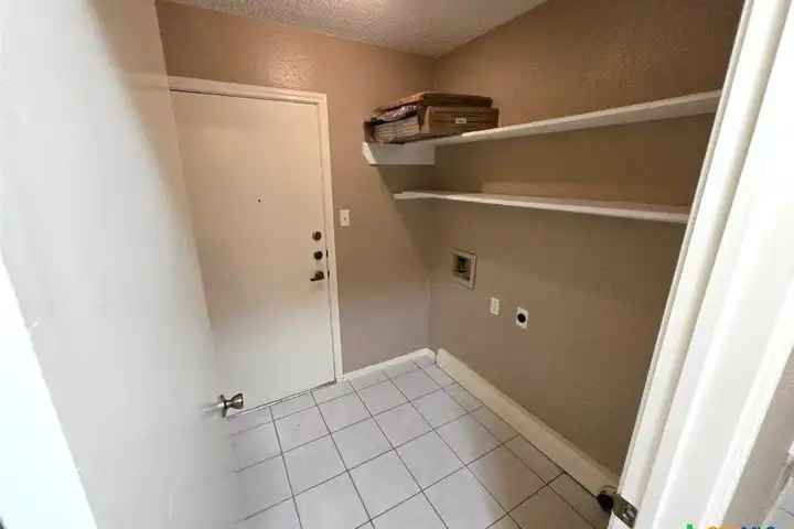 16405 Lone Wolf Dr - Leander, TX | Rent.